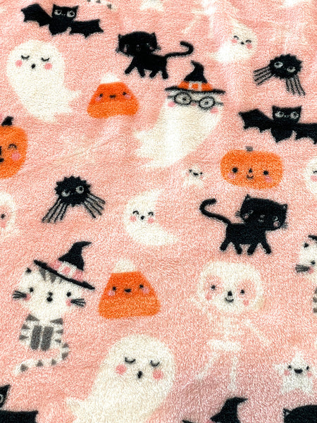Cutesy Pink Halloween — Fleece Throw Blanket